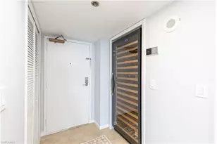 11030 Gulf Shore Dr, Naples, FL 34108 - Photo 27