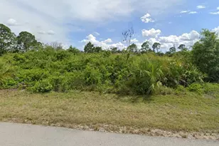 1114 Rachel St E, Lehigh Acres, FL 33974 - Photo 7