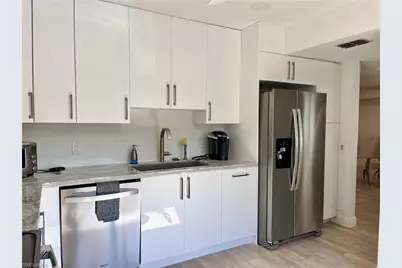 232 Memory Ln #4, Naples, FL 34112 - Photo 7