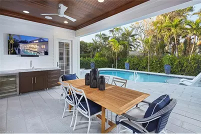 375 Wedge Dr, Naples, FL 34103 - Photo 29