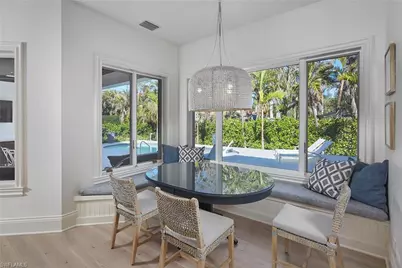 375 Wedge Dr, Naples, FL 34103 - Photo 13