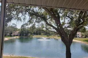 240 Timber Lake Cir, Naples, FL 34104 - Photo 3