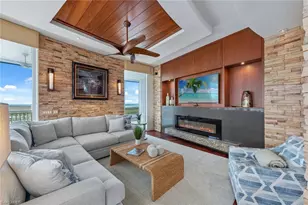 13675 Vanderbilt Dr, Naples, FL 34110 - Photo 5