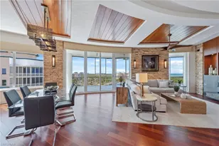 13675 Vanderbilt Dr, Naples, FL 34110 - Photo 3