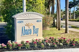 4601 Bayshore Dr, Naples, FL 34112 - Photo 13