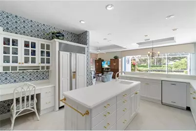 798 Brentwood Pt, Naples, FL 34110 - Photo 11