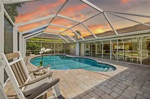 636 Park Shore Dr, Naples, FL 34103 - Photo 1