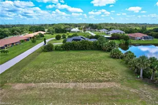 17091 Waters Edge Cir, North Fort Myers, FL 33917 - Photo 5