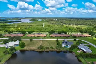 17091 Waters Edge Cir, North Fort Myers, FL 33917 - Photo 9