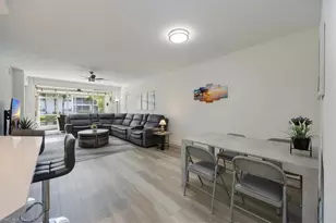 6914 Satinleaf Rd N, Naples, FL 34109 - Photo 5