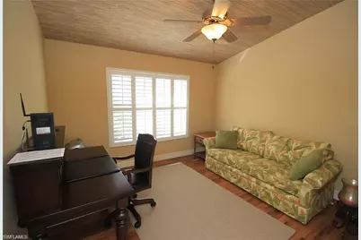 2322 Butterfly Palm Dr, Naples, FL 34119 - Photo 9