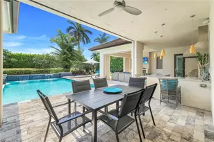 875 Wedge Dr, Naples, FL 34103 - Photo 21