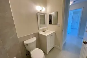 4052 Bayshore Dr, Naples, FL 34112 - Photo 13