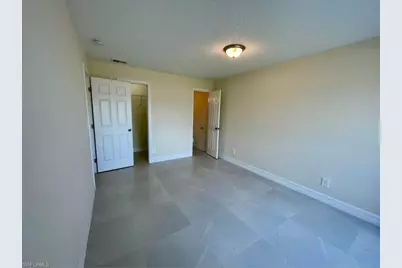 4052 Bayshore Dr #526, Naples, FL 34112 - Photo 15