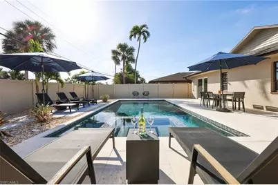 648 96th Ave N, Naples, FL 34108 - Photo 3