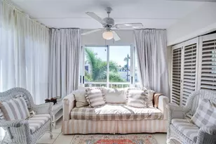 250 7th Ave S, Naples, FL 34102 - Photo 7