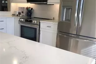 3032 Sandpiper Bay Cir, Naples, FL 34112 - Photo 7