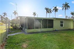 1154 Fourth Way, North Fort Myers, FL 33903 - Photo 3