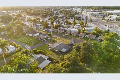 1154 4th Way, North Fort Myers, FL 33903 - Photo 17