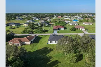 3408 62nd St W, Lehigh Acres, FL 33971 - Photo 5