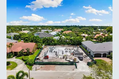 707 Buttonbush Ln, Naples, FL 34108 - Photo 11