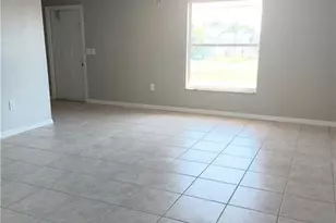 11310 Linda Loma Dr, Fort Myers, FL 33908 - Photo 3