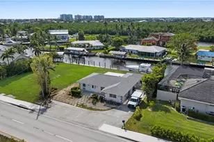 14260 McGregor Blvd, Fort Myers, FL 33919 - Photo 1