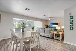 1101 SE 37th St, Cape Coral, FL 33904 - Photo 11