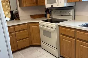 4210 SE 19th Ave, Cape Coral, FL 33904 - Photo 7