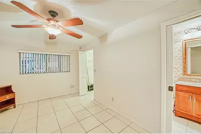 8061 S Woods Cir #4, Fort Myers, FL 33919 - Photo 25