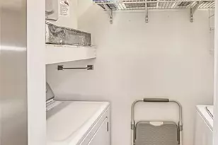 8061 S Woods Cir, Fort Myers, FL 33919 - Photo 27