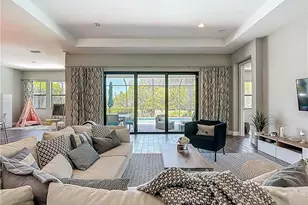 4524 Tamarind Way, Naples, FL 34119 - Photo 5