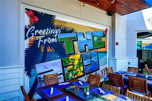 586 Beachwalk Cir, Naples, FL 34108 - Photo 35