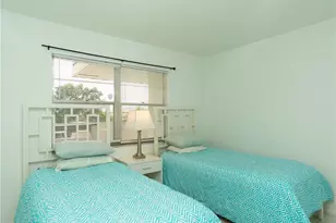 499 Forest Lakes Blvd, Naples, FL 34105 - Photo 17