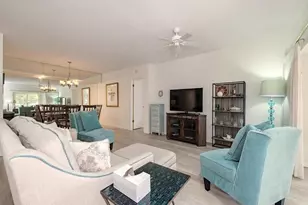 105 Tuscana Ct, Naples, FL 34119 - Photo 3