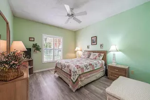 105 Tuscana Ct, Naples, FL 34119 - Photo 11