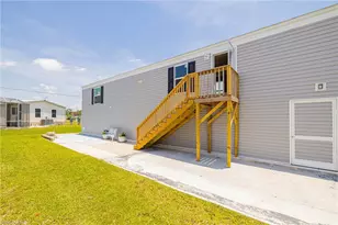 20751 Garden Dr, Estero, FL 33928 - Photo 21