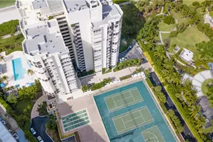 4051 Gulf Shore Blvd N, Naples, FL 34103 - Photo 15