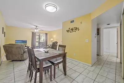 9652 Windsor Gardens Ln #105, Fort Myers, FL 33919 - Photo 17