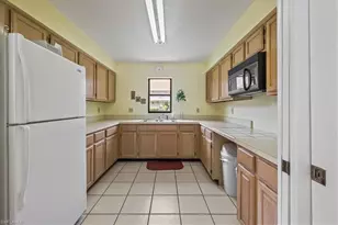 9652 Windsor Gardens Ln, Fort Myers, FL 33919 - Photo 33