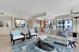 1490 5th Ave S, Naples, FL 34102 - Photo 7