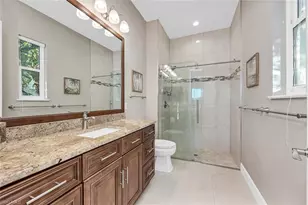 3254 Lakeview Dr, Naples, FL 34112 - Photo 13