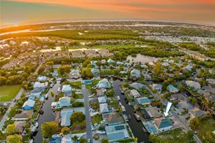 2736 Gulfview Dr, Naples, FL 34112 - Photo 29