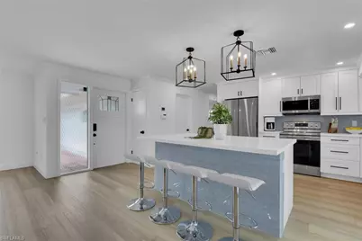 740 Park Shore Dr, Naples, FL 34103 - Photo 11