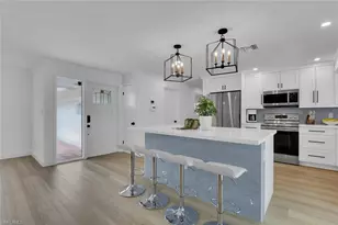 740 Park Shore Dr, Naples, FL 34103 - Photo 11