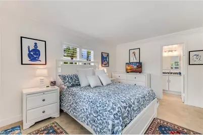 980 7th Ave S #201, Naples, FL 34102 - Photo 9