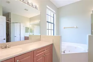 15056 Summit Pl Cir, Naples, FL 34119 - Photo 19