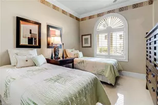 900 5th Ave S, Naples, FL 34102 - Photo 21