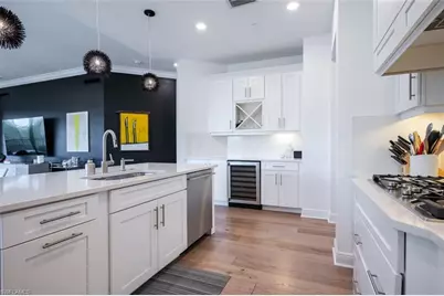 16360 Viansa Way #8-201, Naples, FL 34110 - Photo 5