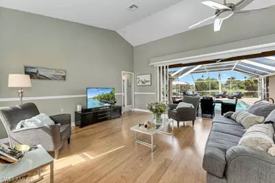 929 Marble Dr, Naples, FL 34104 - Photo 5